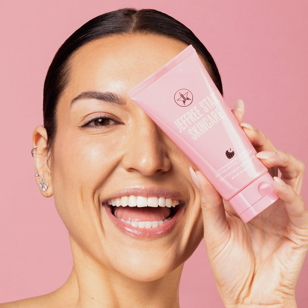 Strawberry Seed Exfoliating Cleanser